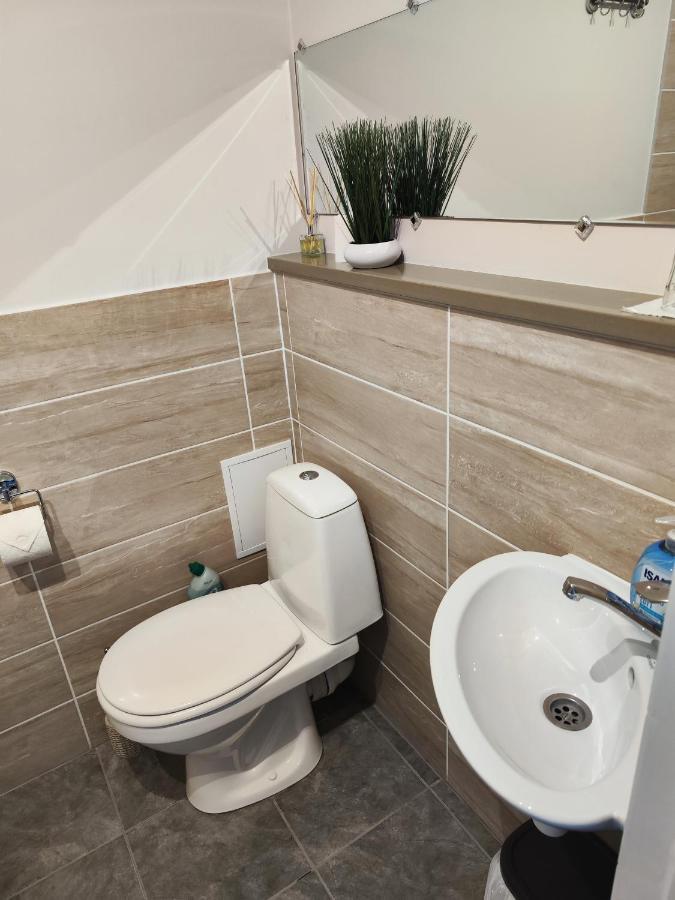 Station Street Apartment